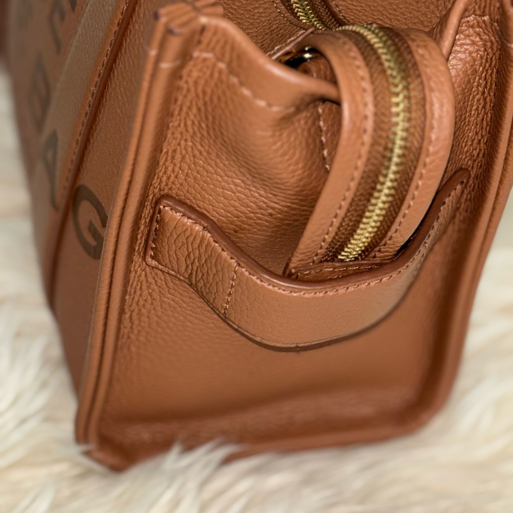 Marc Jacobs Tote Bag - Picture 5 of 7